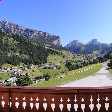 Garni Martlhof Otel Selva di Val Gardena Dış mekan fotoğraf