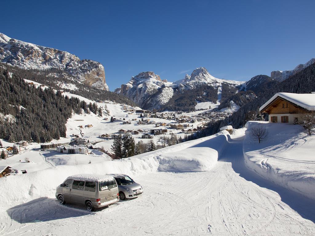 Garni Martlhof Otel Selva di Val Gardena Dış mekan fotoğraf